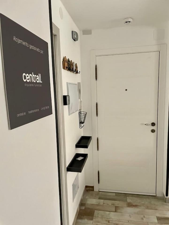 Apartamento 3 Hab Con Parking Junto A La Playa Nerja Exterior photo