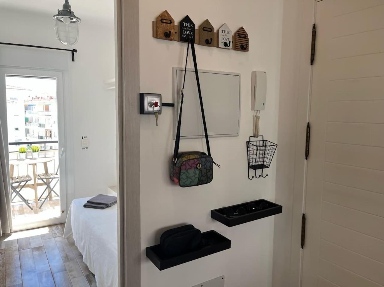 Apartamento 3 Hab Con Parking Junto A La Playa Nerja Exterior photo