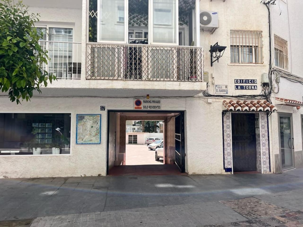 Apartamento 3 Hab Con Parking Junto A La Playa Nerja Exterior photo